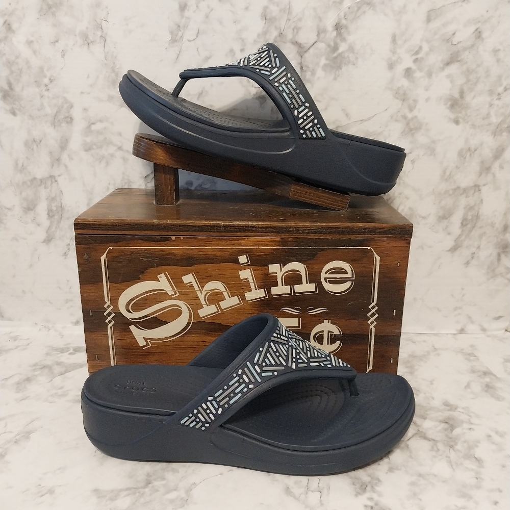 Pre-owned 2020 crocs Monterey diamnante wedge sandals